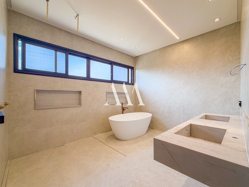 Casa Térrea Luxuosa no Plateau D’or: 23ª foto da galeria de imagens do imóvel