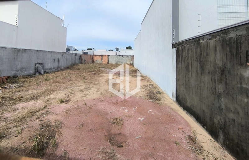 : 2ª foto da galeria de imagens do imóvel