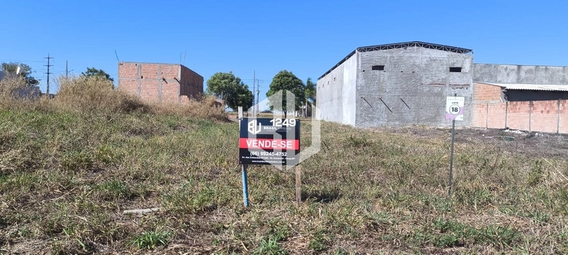 : 2ª foto da galeria de imagens do imóvel