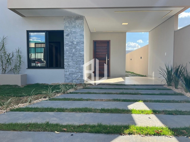 : 2ª foto da galeria de imagens do imóvel