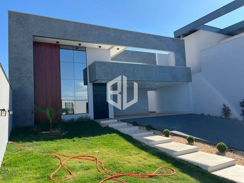 : 2ª foto da galeria de imagens do imóvel