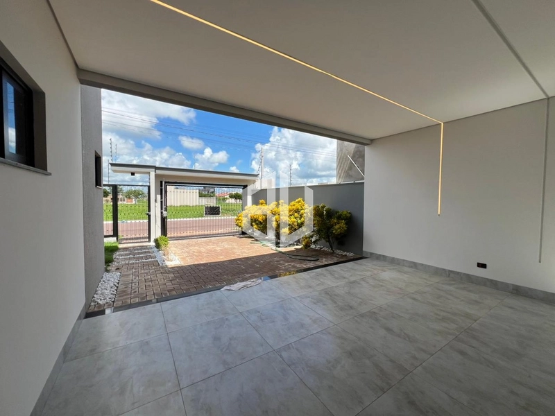 : 2ª foto da galeria de imagens do imóvel