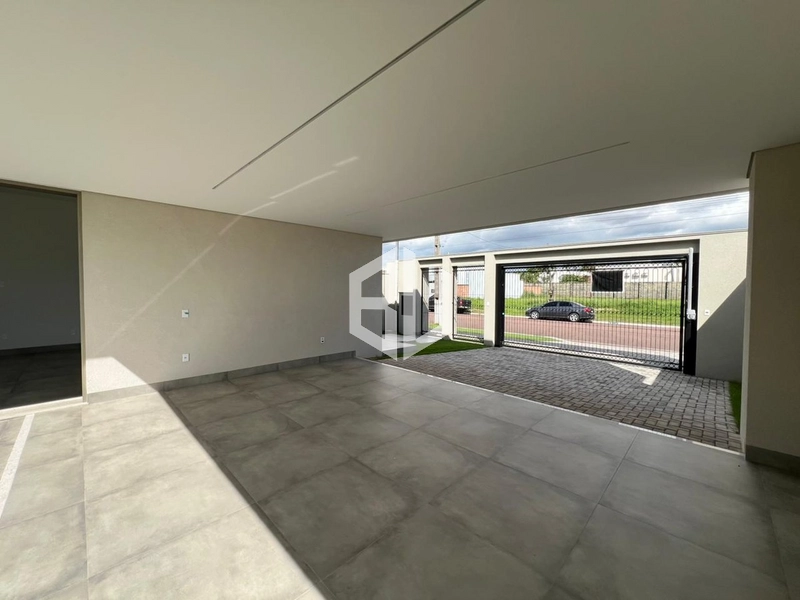 : 2ª foto da galeria de imagens do imóvel