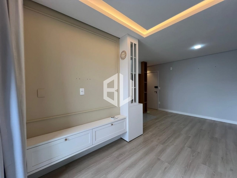 : 2ª foto da galeria de imagens do imóvel