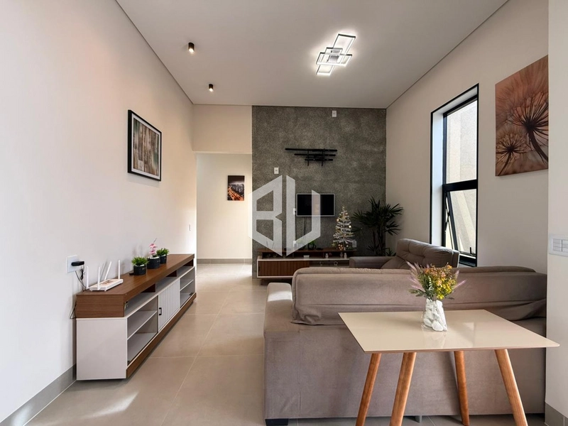 : 2ª foto da galeria de imagens do imóvel