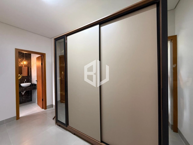 : 13ª foto da galeria de imagens do imóvel