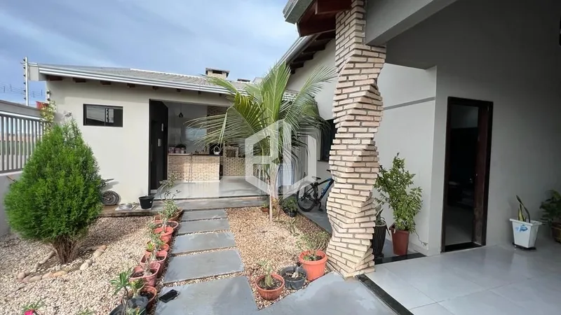 Casa com 3 dormitórios à venda, 156 m² por R$ 820.000,00: 2ª foto da galeria de imagens do imóvel