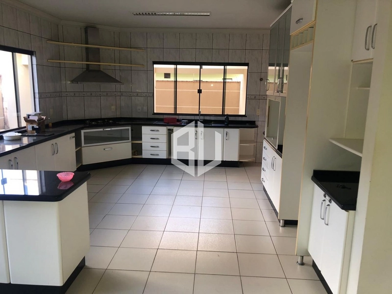 : 13ª foto da galeria de imagens do imóvel