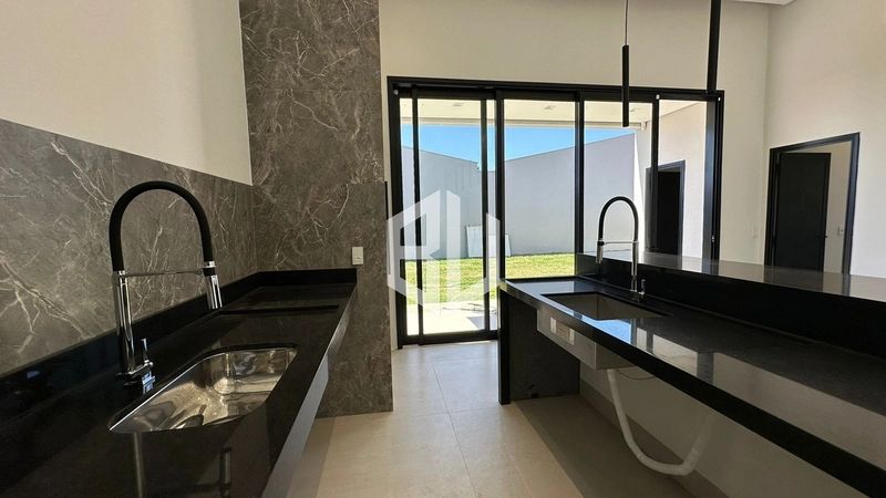 : 18ª foto da galeria de imagens do imóvel