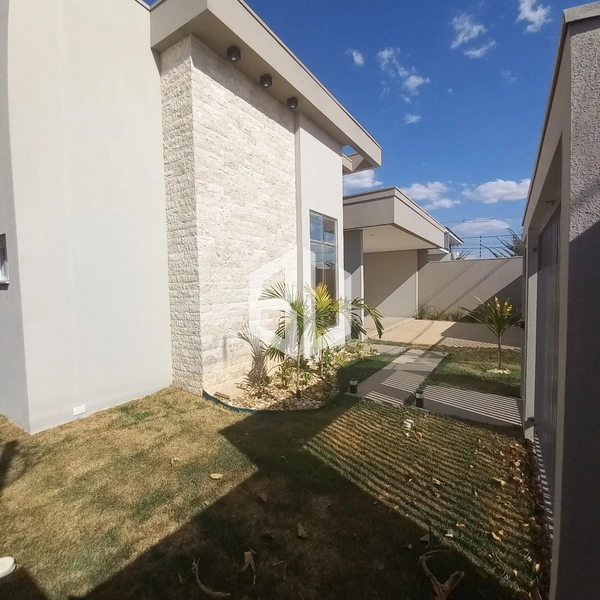 : 3ª foto da galeria de imagens do imóvel