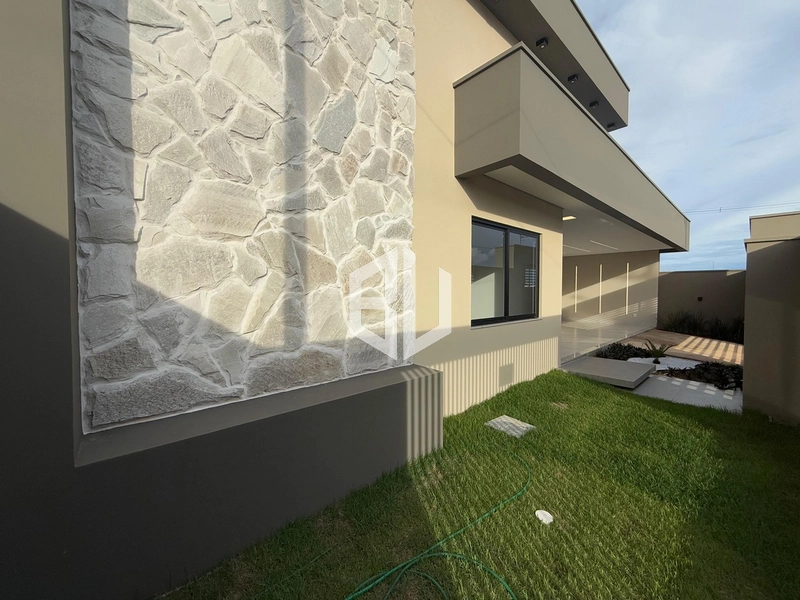 : 2ª foto da galeria de imagens do imóvel