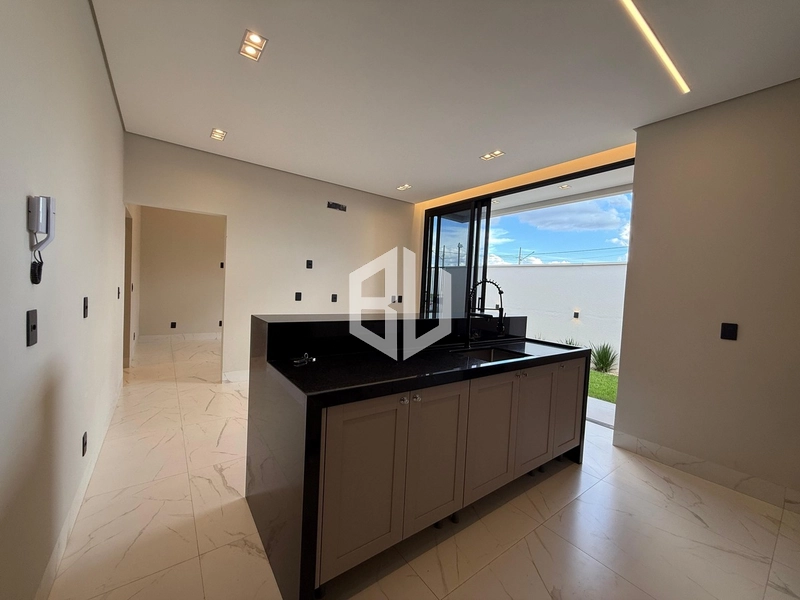 : 7ª foto da galeria de imagens do imóvel