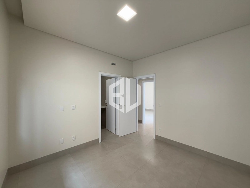 : 12ª foto da galeria de imagens do imóvel