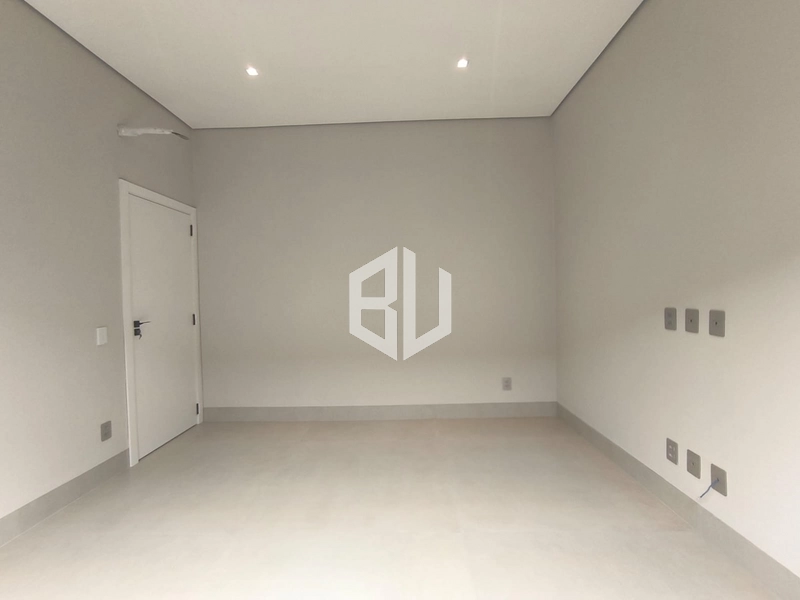 : 13ª foto da galeria de imagens do imóvel