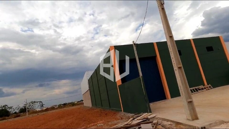 : 2ª foto da galeria de imagens do imóvel