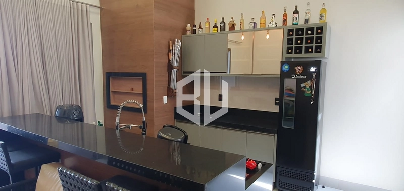 : 13ª foto da galeria de imagens do imóvel