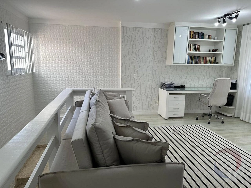 Casa 3 suítes - Agronômica: 15ª foto da galeria de imagens do imóvel