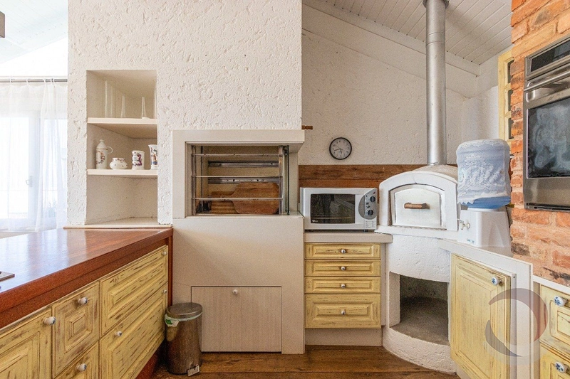 Belíssima Casa Estilo Neoclássico: 33ª foto da galeria de imagens do imóvel