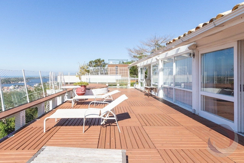 Belíssima Casa Estilo Neoclássico: 20ª foto da galeria de imagens do imóvel