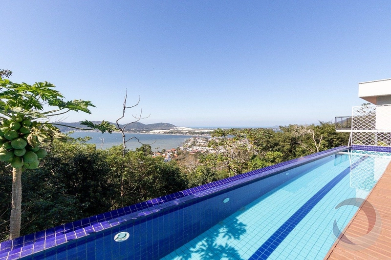 Belíssima Casa Estilo Neoclássico: 1ª foto da galeria de imagens do imóvel