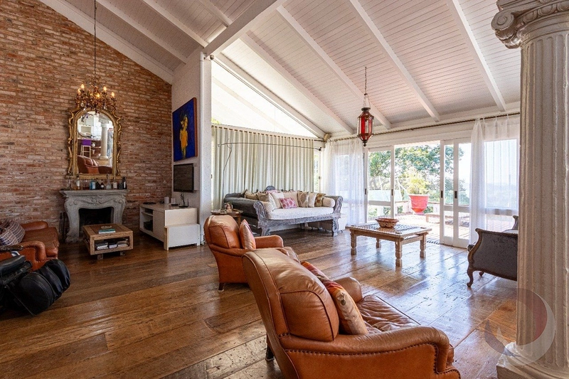 Belíssima Casa Estilo Neoclássico: 8ª foto da galeria de imagens do imóvel