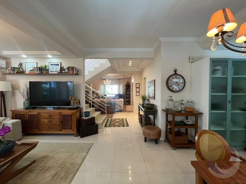 Casa Jurerê - 3 suítes: 6ª foto da galeria de imagens do imóvel