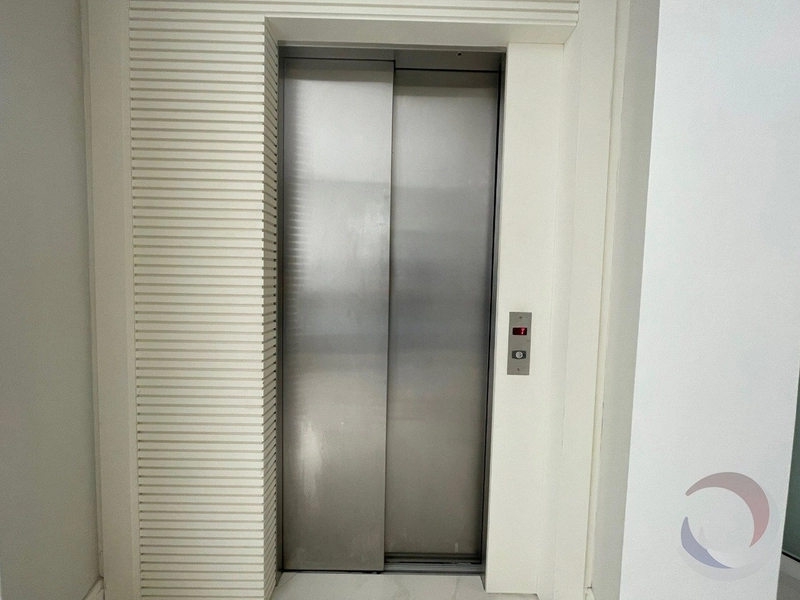 Casa Frente Mar 1102m2 privativos, com elevador - Jurerê Internacional: 8ª foto da galeria de imagens do imóvel