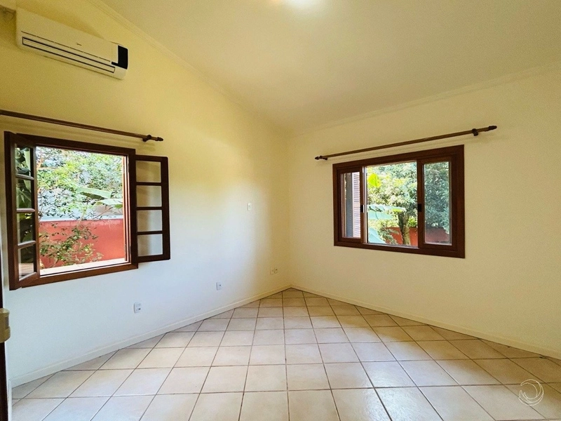 Casas 5 dormitórios no Campeche: 16ª foto da galeria de imagens do imóvel