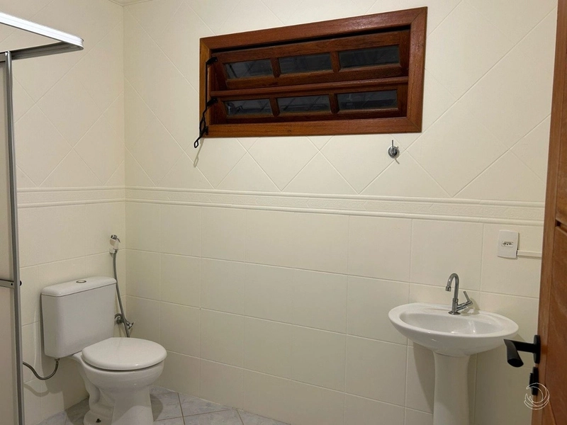 Casas 5 dormitórios no Campeche: 19ª foto da galeria de imagens do imóvel