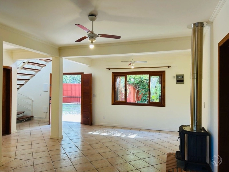Casas 5 dormitórios no Campeche: 8ª foto da galeria de imagens do imóvel