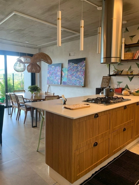 Maravilhosa casa em condomínio fechado na Lagoa da Conceição: 1ª foto da galeria de imagens do imóvel