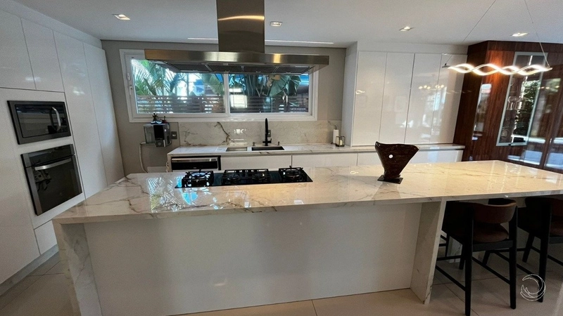 Casa residencial com 4 suítes localizada em Jurerê Internacional.: 5ª foto da galeria de imagens do imóvel