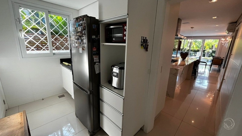 Casa residencial com 4 suítes localizada em Jurerê Internacional.: 8ª foto da galeria de imagens do imóvel