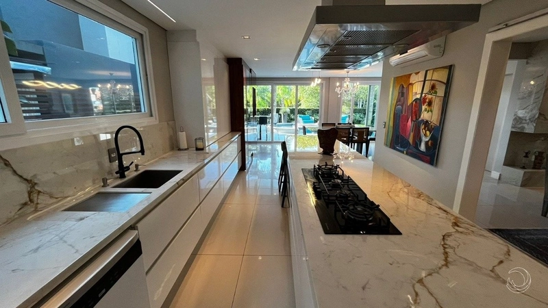 Casa residencial com 4 suítes localizada em Jurerê Internacional.: 15ª foto da galeria de imagens do imóvel