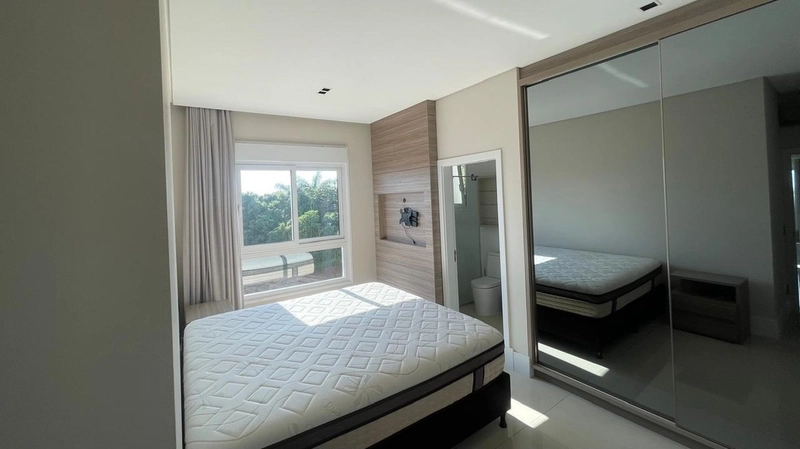 Apartamento 3 suítes em Jurerê: 3ª foto da galeria de imagens do imóvel