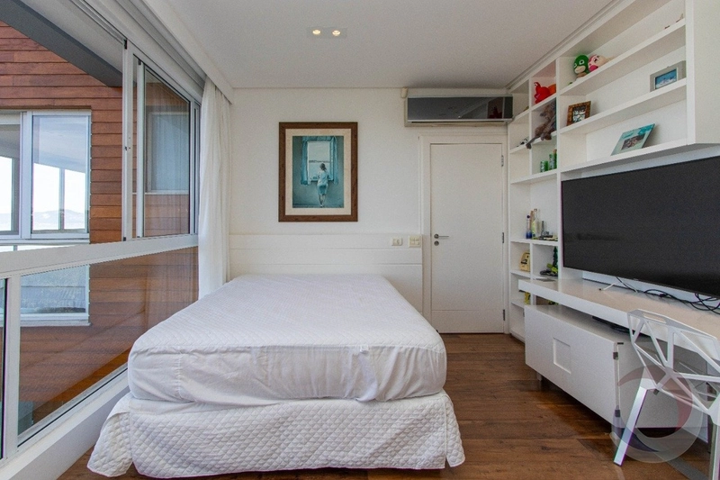Casa de Luxo em Condomínio Fechado no Cacupé: 13ª foto da galeria de imagens do imóvel