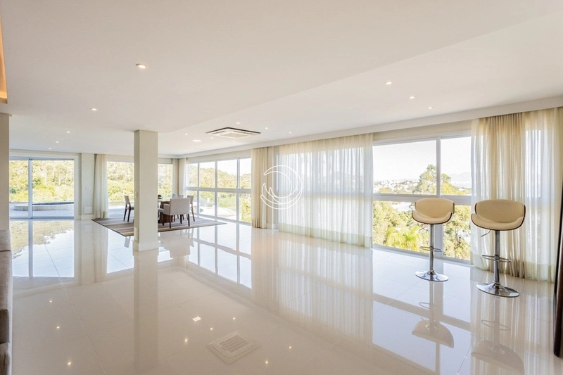 Incrível Casa no Condomínio Saint Barth: 26ª foto da galeria de imagens do imóvel