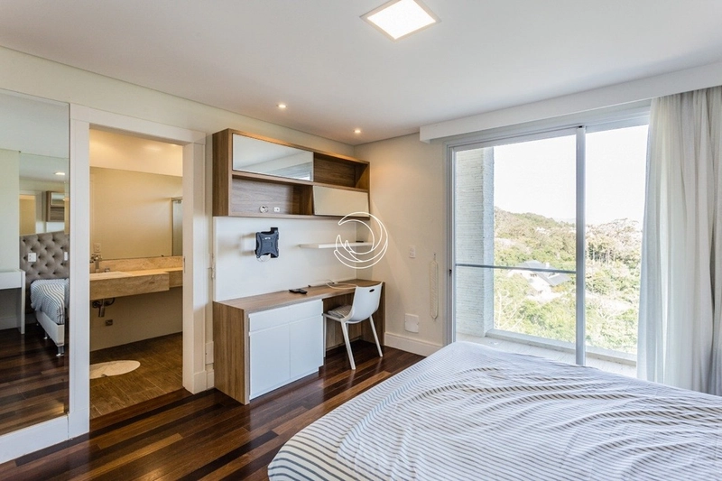 Incrível Casa no Condomínio Saint Barth: 50ª foto da galeria de imagens do imóvel