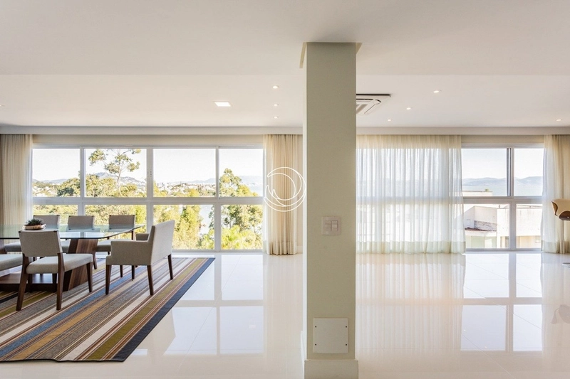 Incrível Casa no Condomínio Saint Barth: 25ª foto da galeria de imagens do imóvel