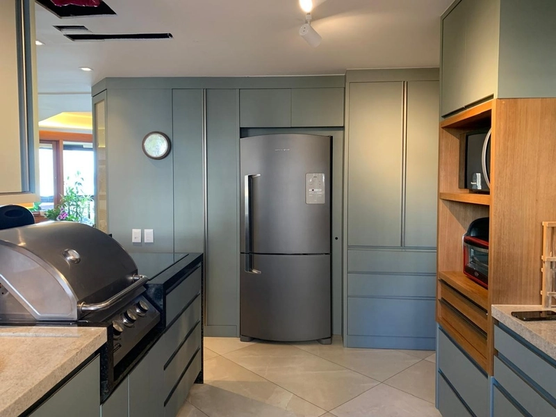 Apartamento 4 dormitórios na Beira Mar Norte: 7ª foto da galeria de imagens do imóvel