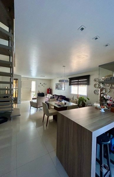 Linda Casa à Venda no Campeche, Florianópolis: 9ª foto da galeria de imagens do imóvel