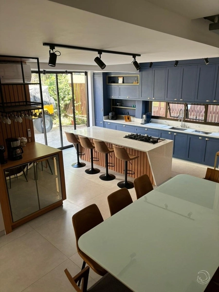 Belíssima Casa em Condomínio: 4ª foto da galeria de imagens do imóvel