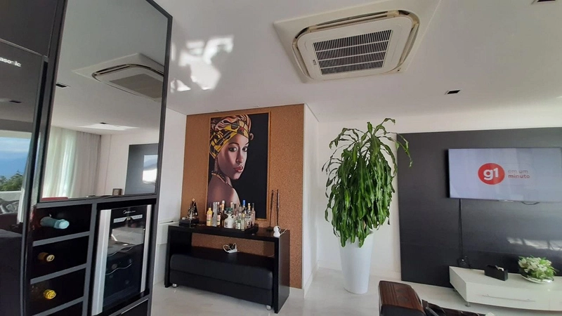 BELÍSSIMO APARTAMENTO COM TERRAÇO: 9ª foto da galeria de imagens do imóvel