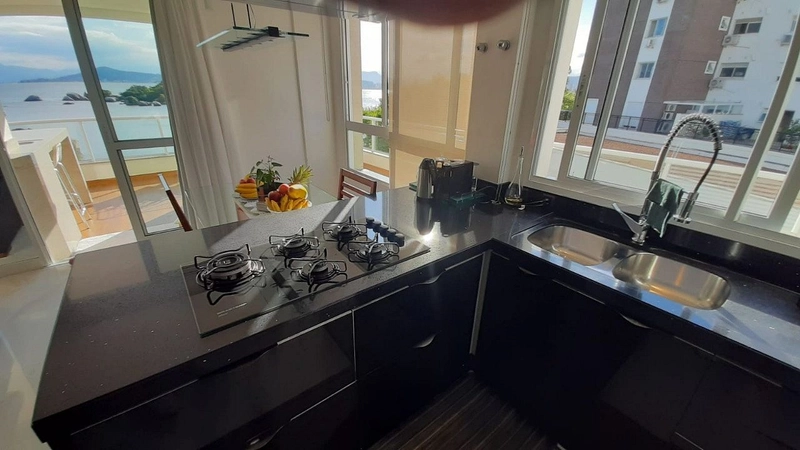 BELÍSSIMO APARTAMENTO COM TERRAÇO: 6ª foto da galeria de imagens do imóvel