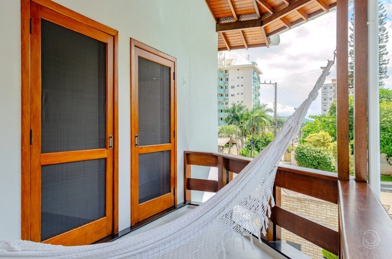 Casa 4 quartos Itacorubi: 9ª foto da galeria de imagens do imóvel