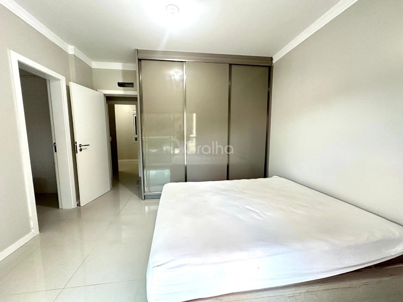 Apartamento 4 quartos Itacorubi: 4ª foto da galeria de imagens do imóvel