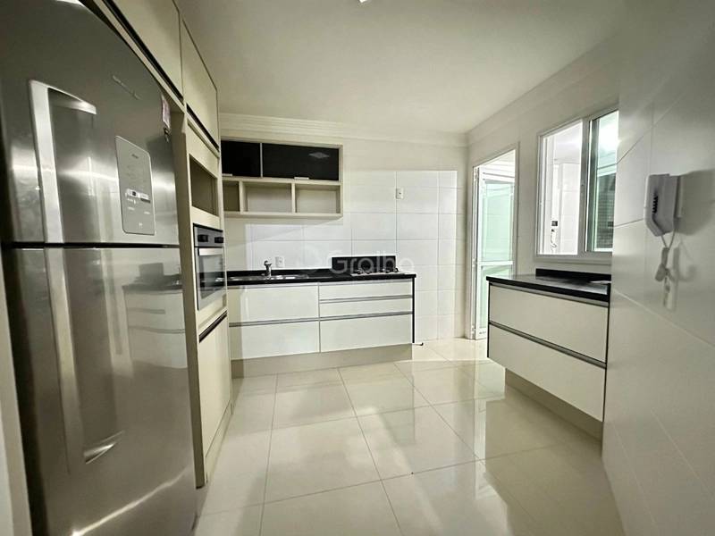 Apartamento 4 quartos Itacorubi: 3ª foto da galeria de imagens do imóvel