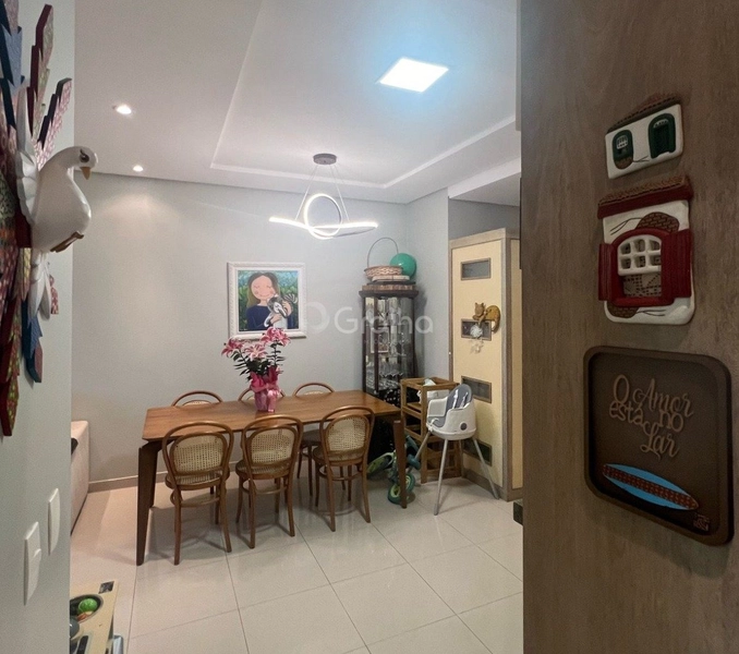 Apartamento 2 quartos Carvoeira: 3ª foto da galeria de imagens do imóvel
