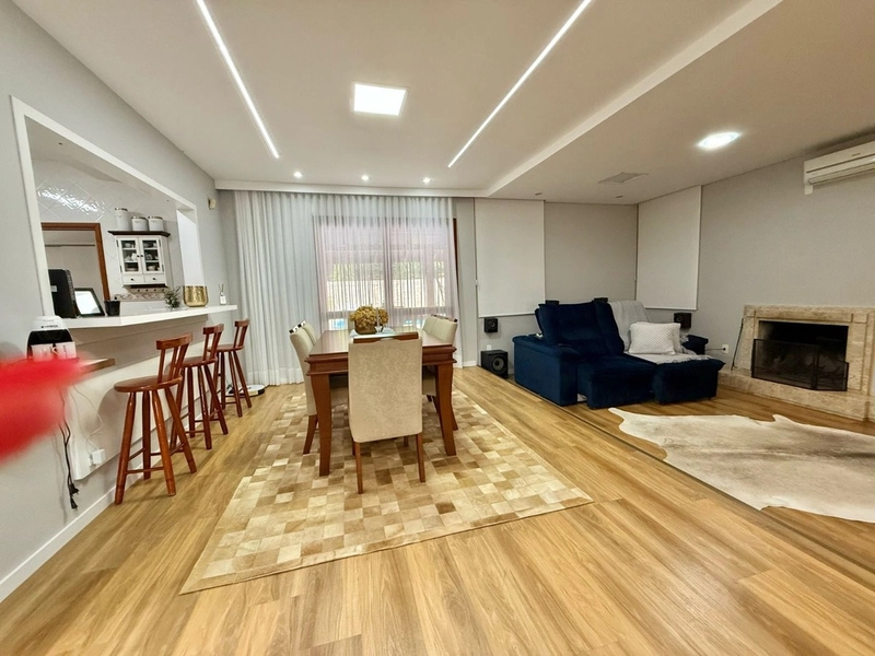 Casa 4 quartos Córrego Grande: 11ª foto da galeria de imagens do imóvel