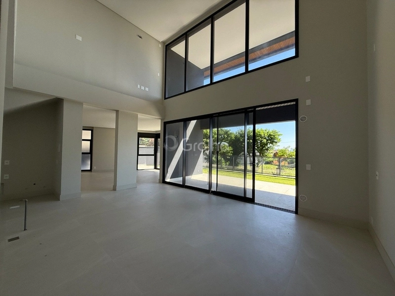 Apartamento Duplex 3 quartos Jurerê: 1ª foto da galeria de imagens do imóvel